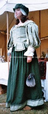 17th century English Civil War linen dress